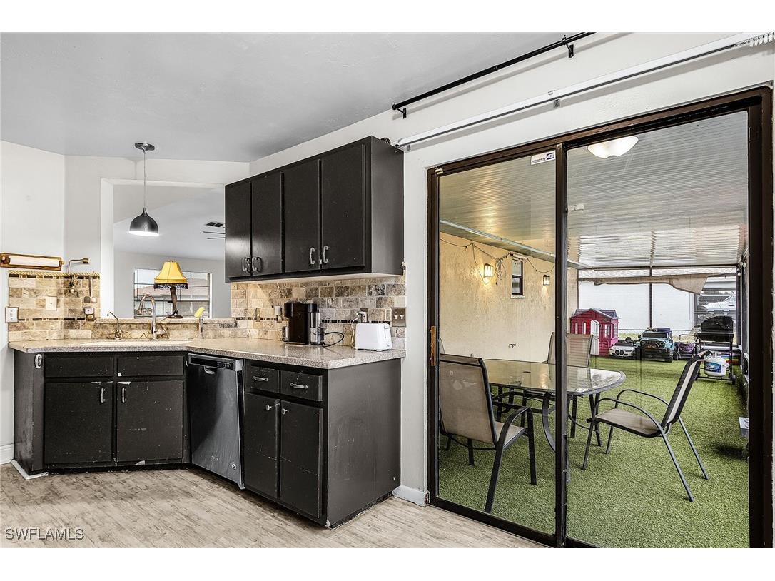 205 NW 14th Street Cape Coral FL 33993 225083335 image9