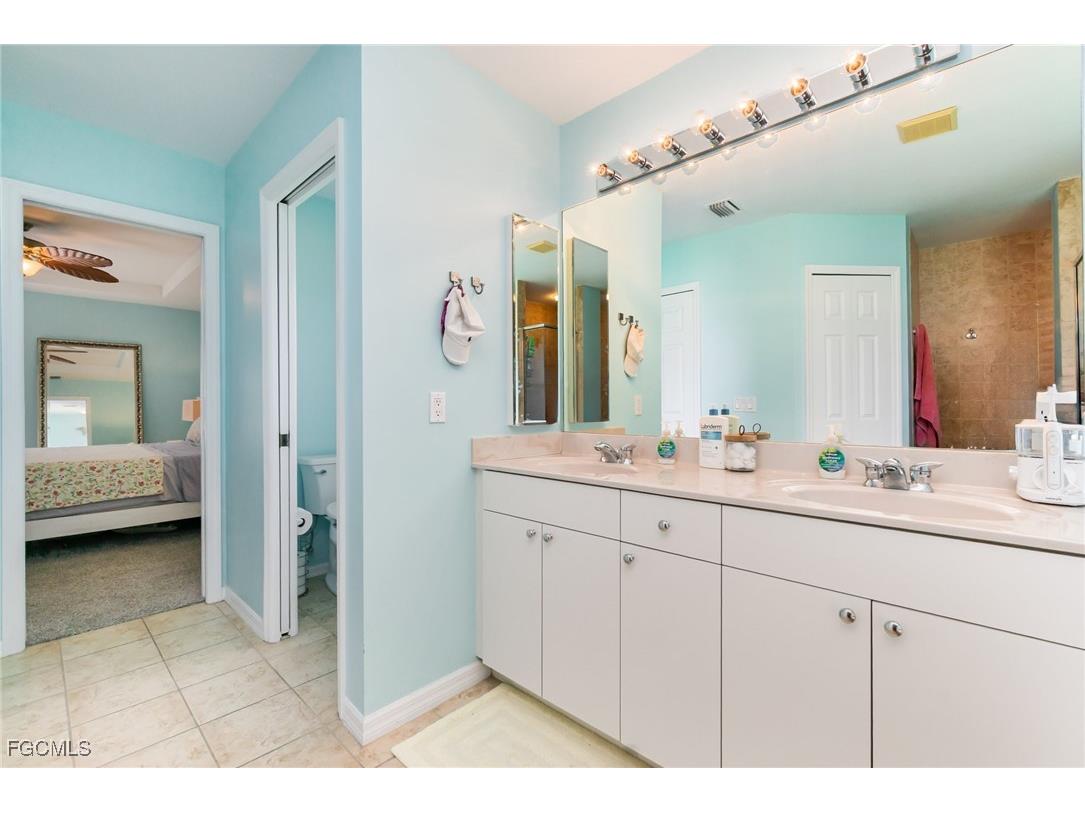 205 NW 36th Avenue Cape Coral FL 33993 2025004161 image14