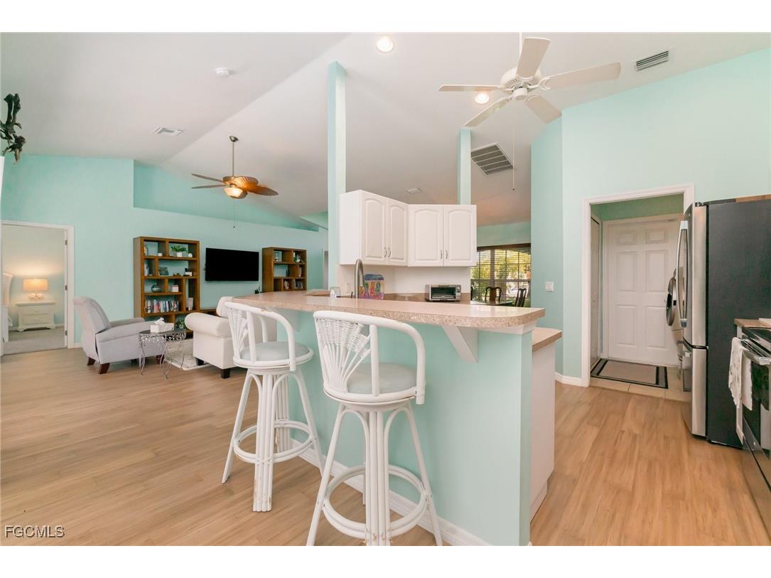 205 NW 36th Avenue Cape Coral FL 33993 2025004161 image8