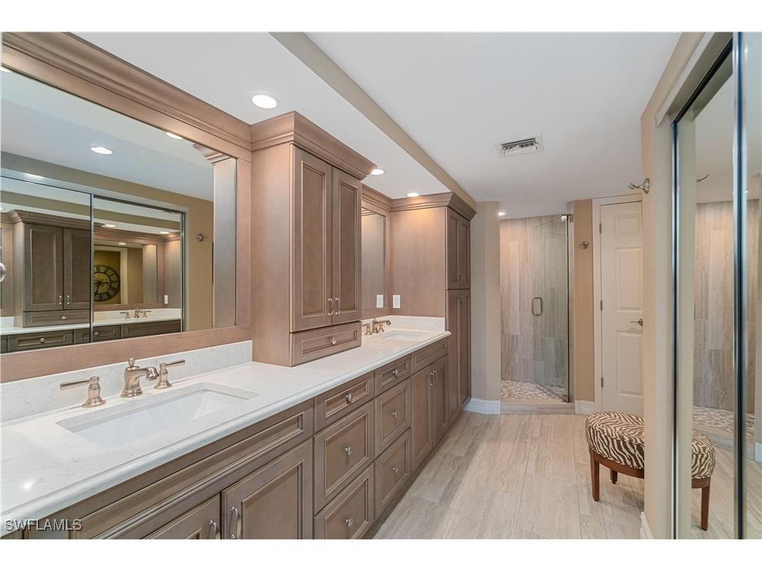 205 Park Shore Drive #4-413 Naples FL 34103 225080470 image12