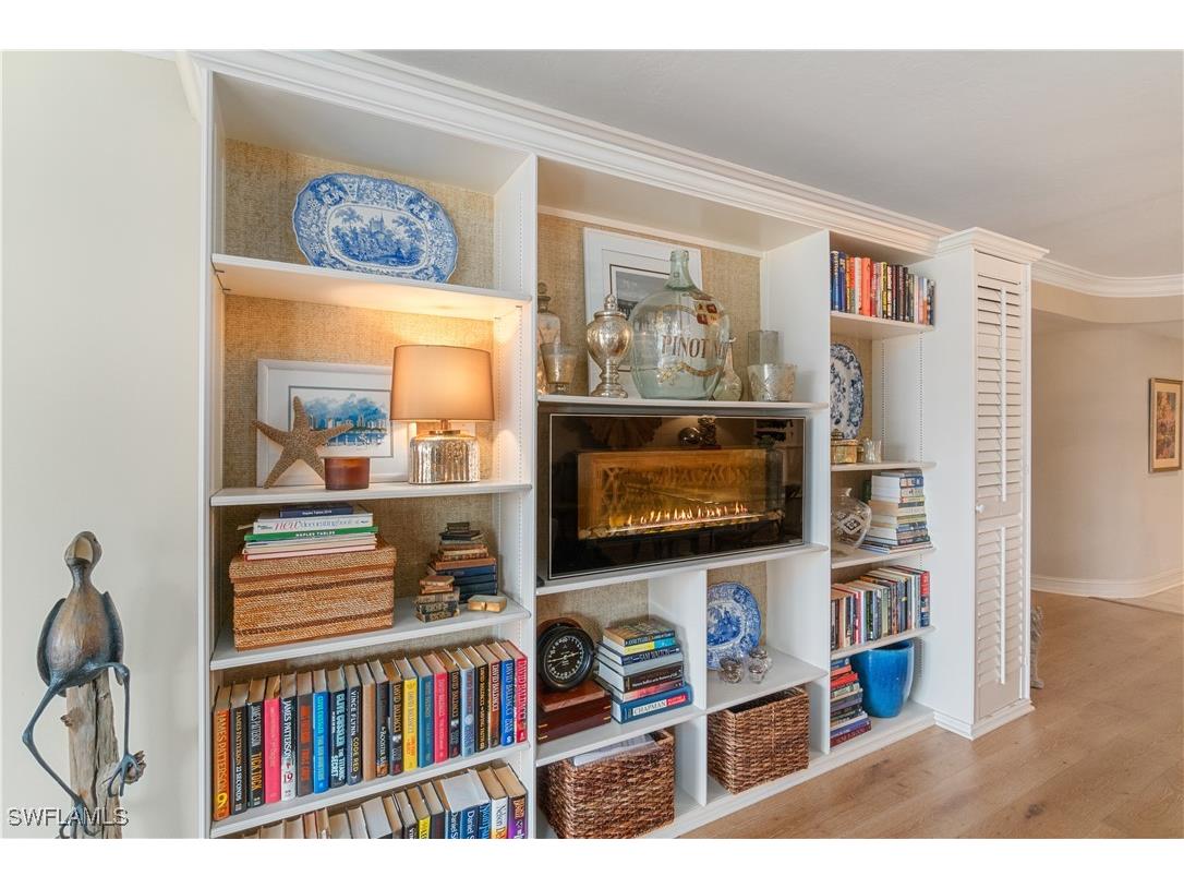 205 Park Shore Drive #4-413 Naples FL 34103 225080470 image6