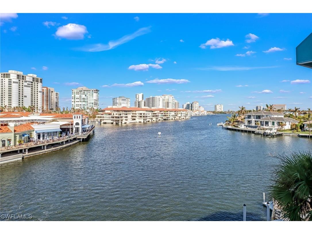 205 Park Shore Drive #4-443 Naples FL 34103 223018652 image1