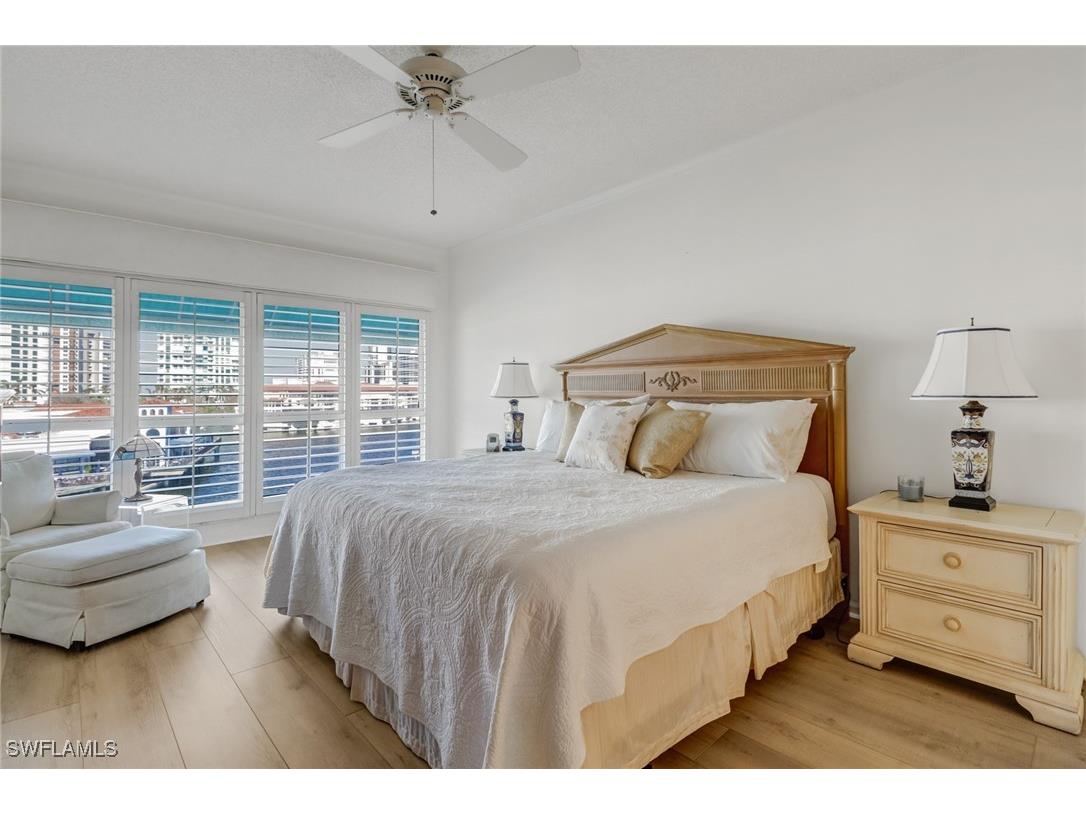 205 Park Shore Drive #4-443 Naples FL 34103 225085097 image6