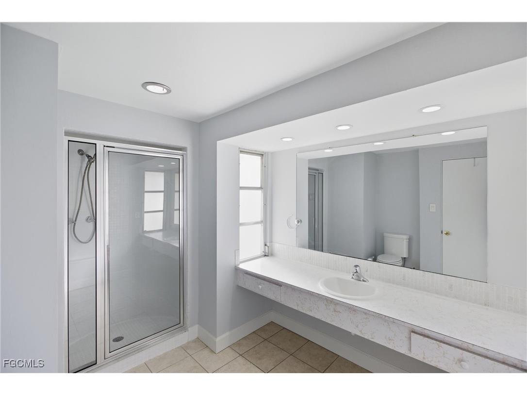 205 SE 44th Terrace Cape Coral FL 33904 2025017956 image10