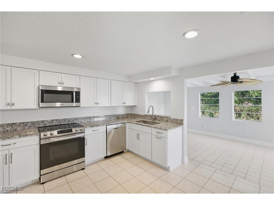 205 SE 44th Terrace Cape Coral FL 33904 2025017956 image20