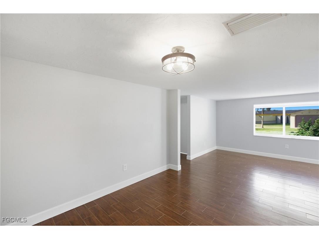 205 SE 44th Terrace Cape Coral FL 33904 2025017956 image9