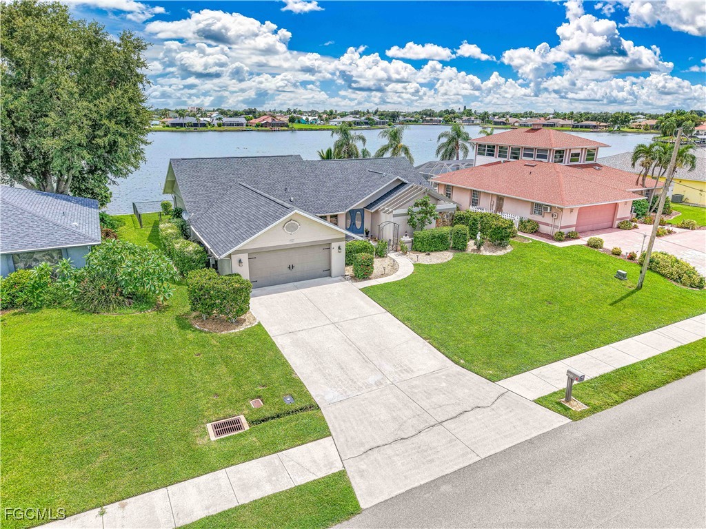 205 SE 8th Place Cape Coral FL 33990 2025009862 image1
