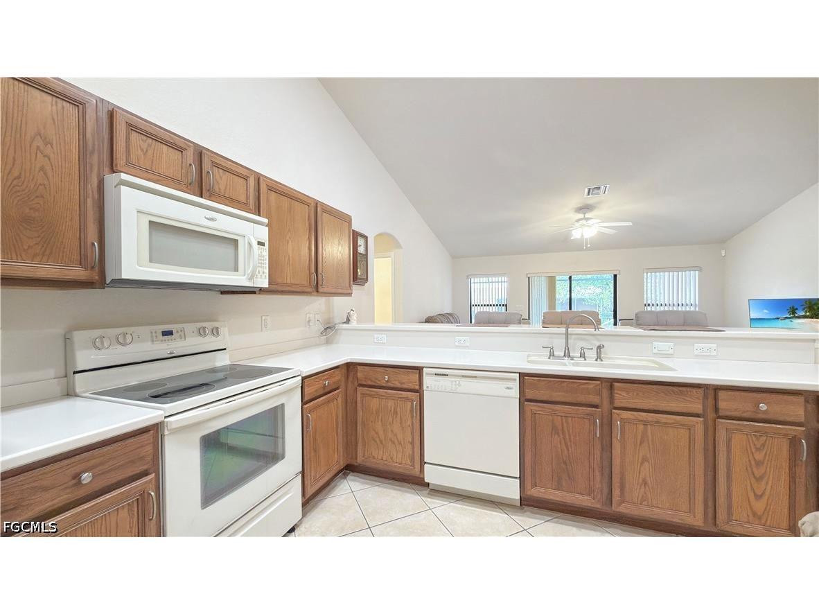 205 SW 42nd Street Cape Coral FL 33914 2026015549 image11