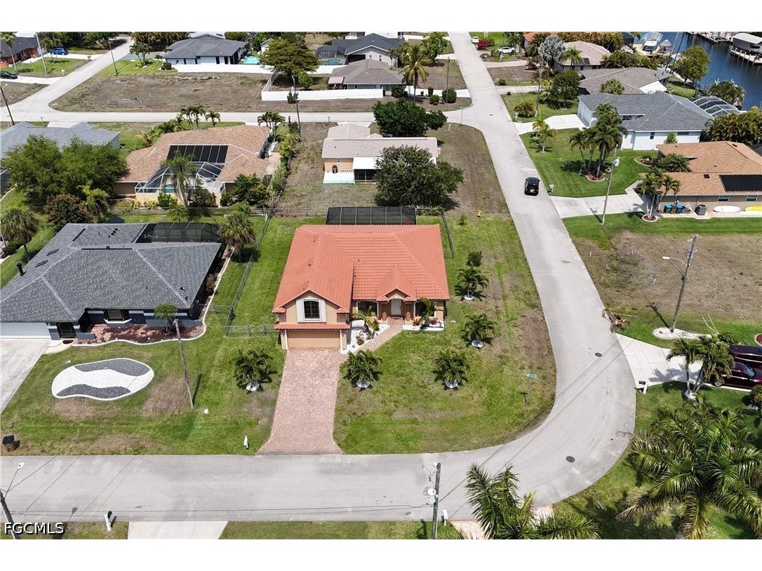205 SW 42nd Street Cape Coral FL 33914 2026015549 image2