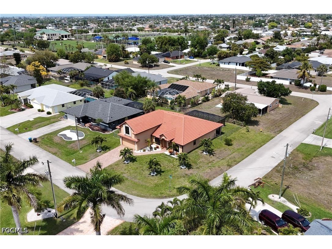 205 SW 42nd Street Cape Coral FL 33914 2026015549 image37