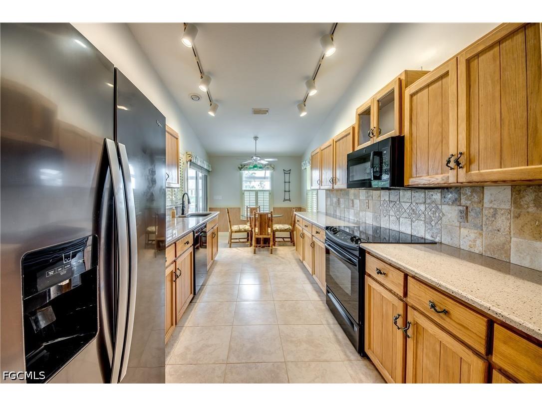 205 SW 8th Street Cape Coral FL 33991 2026023020 image12