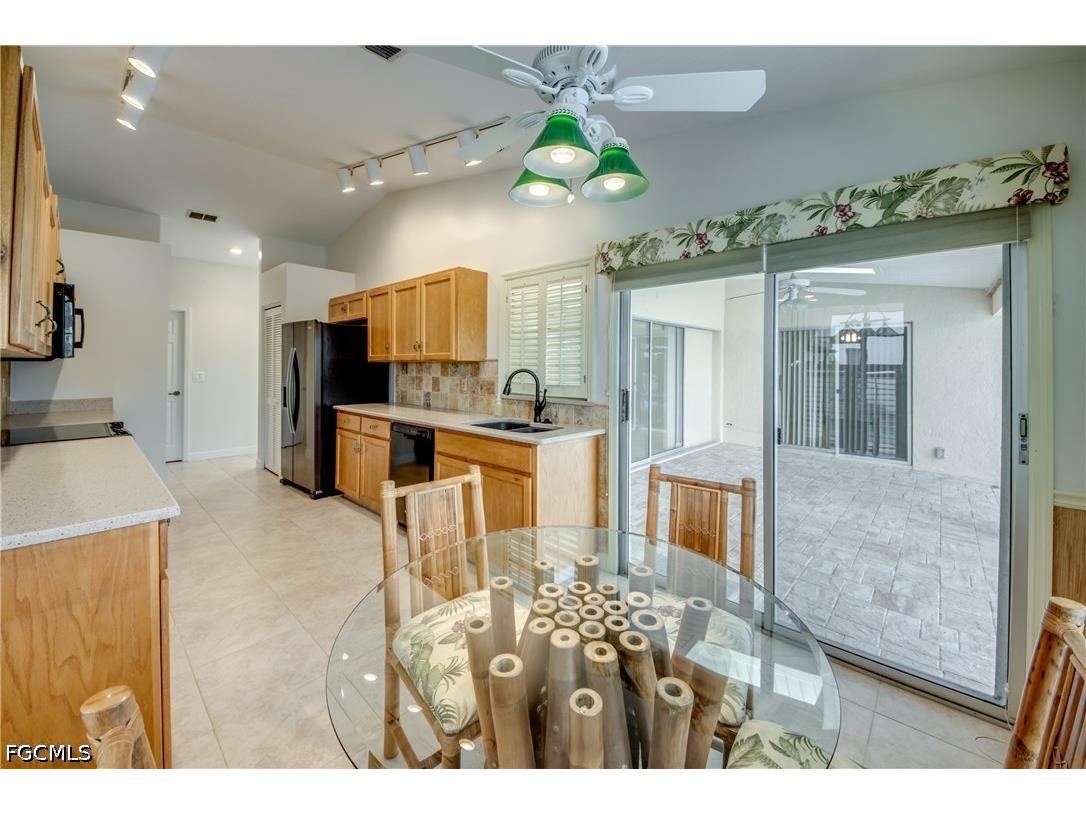 205 SW 8th Street Cape Coral FL 33991 2026023020 image19