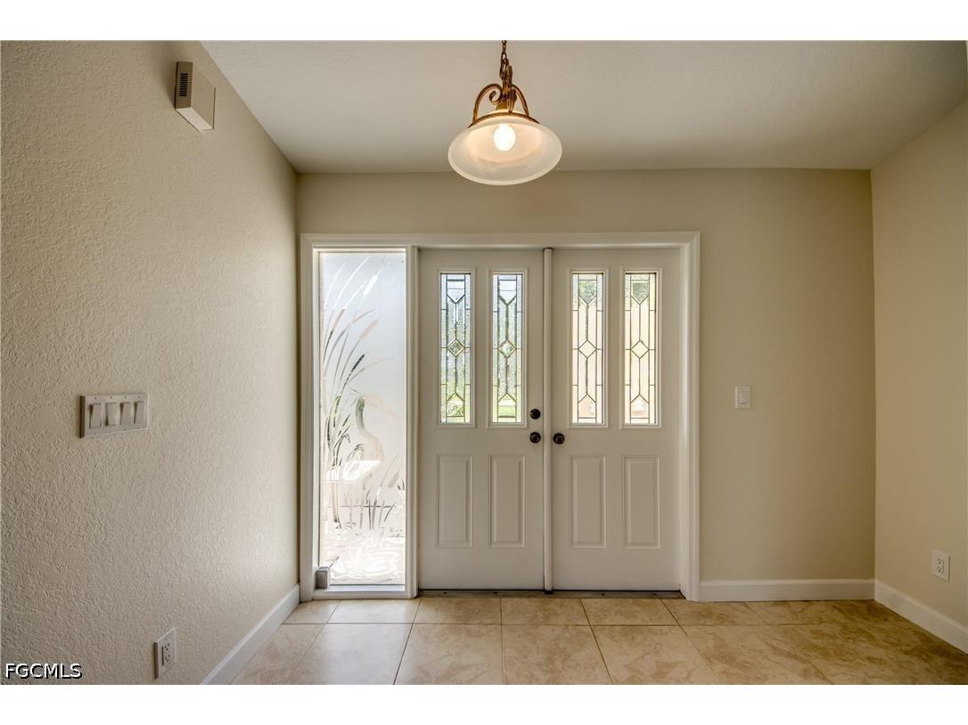 205 SW 8th Street Cape Coral FL 33991 2026023020 image4