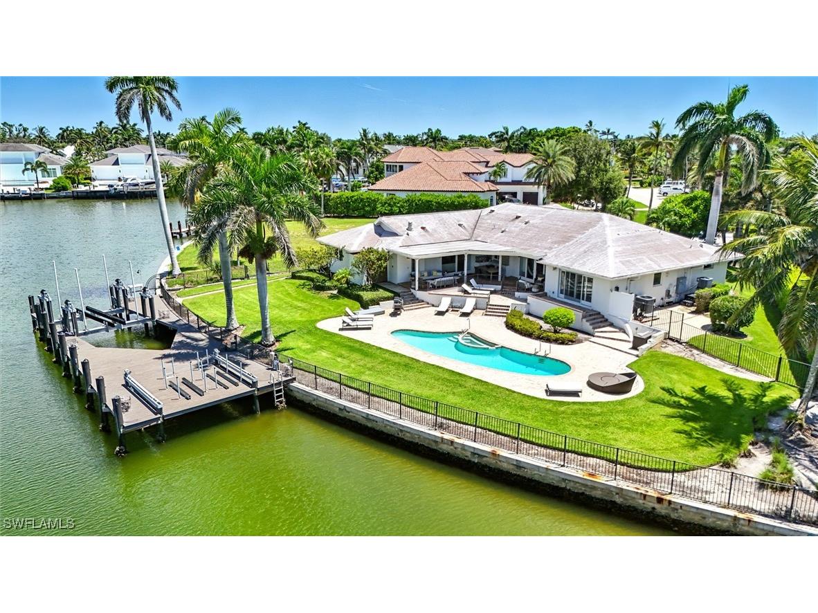 205 Spring Line Drive Naples FL 34102 225070750 image1