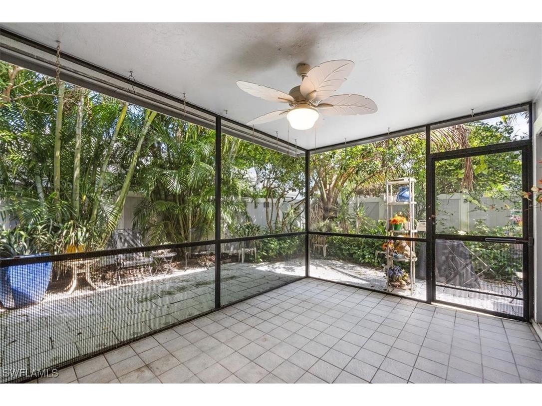 205 Woodshire Lane #18 Naples FL 34105 224078239 image1