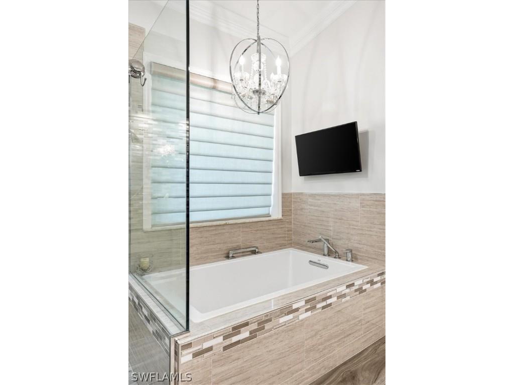 2050 Mandarin Lane Naples FL 34120 226012219 image20