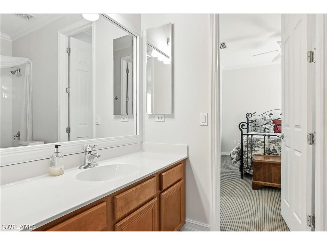 2050 Mandarin Lane Naples FL 34120 226012219 image24