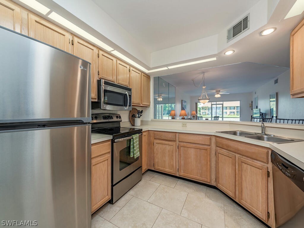 2050 W Crown Pointe Boulevard #C112 Naples FL 34112 226009558 image5