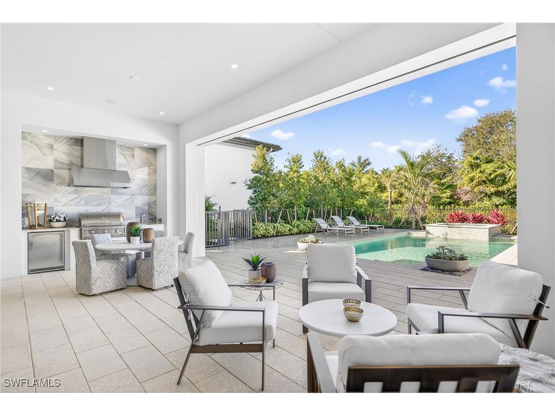 2051 Cambridge Park Drive Naples FL 34109 226002032 image35