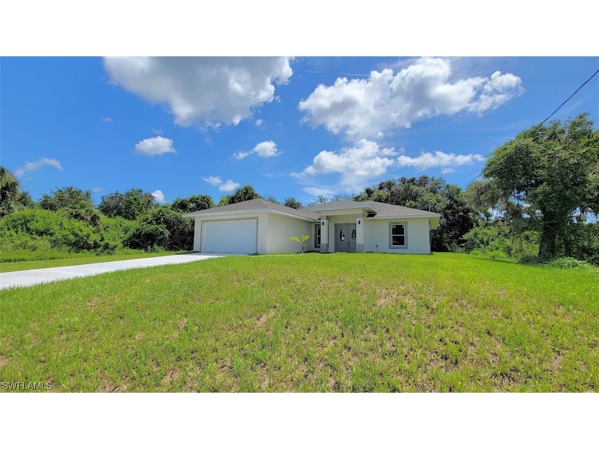 2051 Detroit Drive Labelle FL 33935 223028401 image1