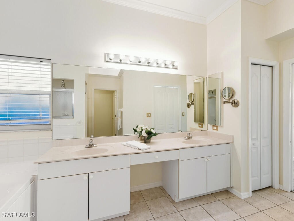 2051 Morning Sun Lane Naples FL 34119 225082040 image17