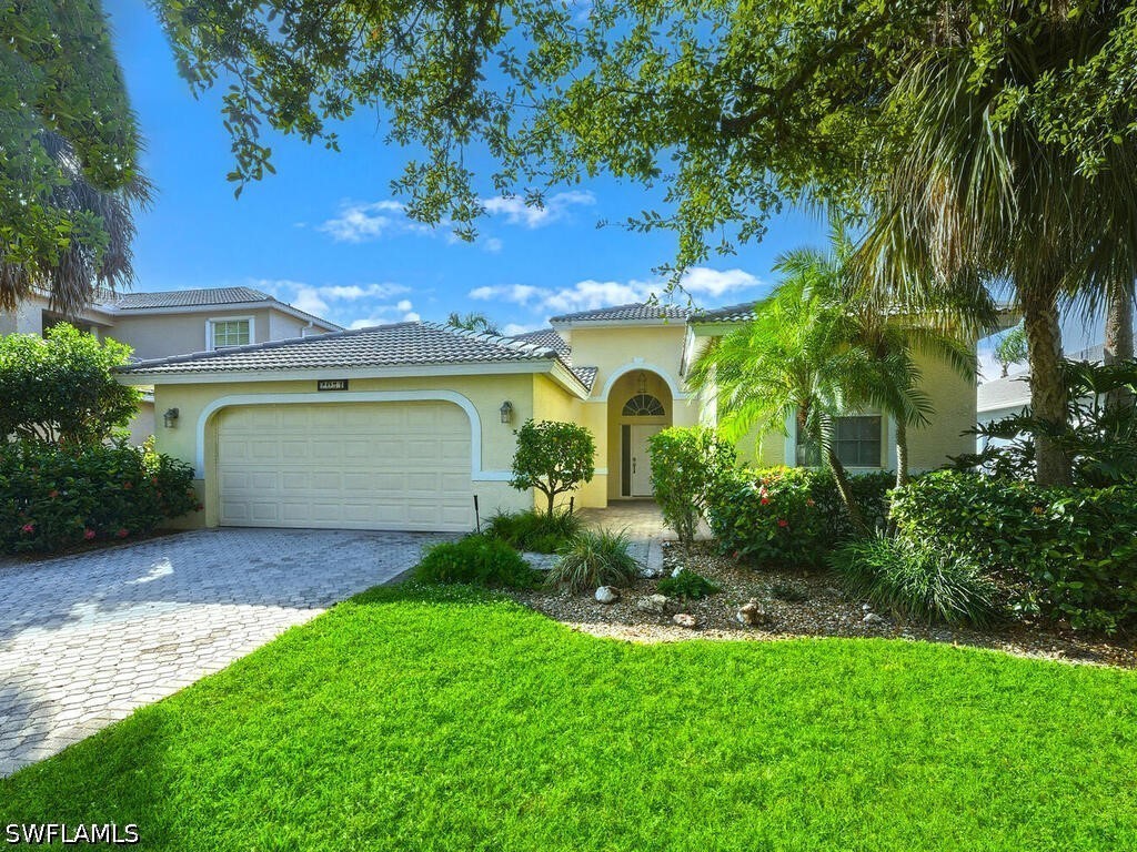 2051 Morning Sun Lane Naples FL 34119 226019515 image1