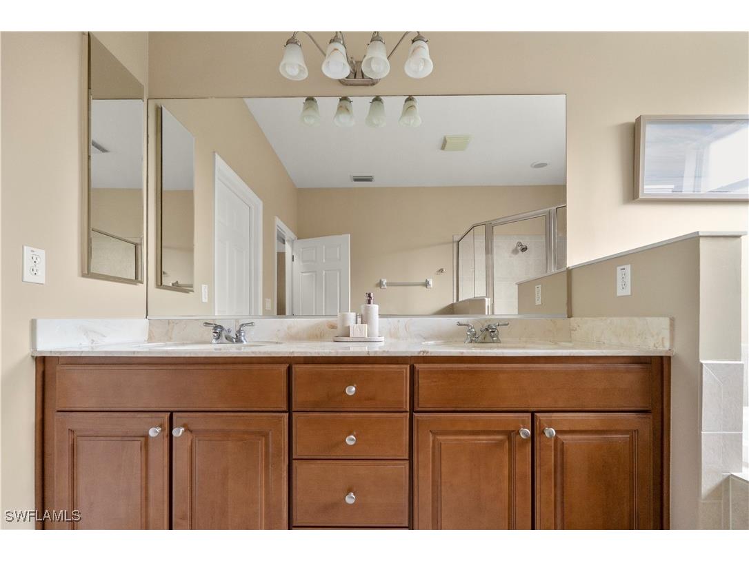 20516 Larino Loop Estero FL 33928 225083996 image25