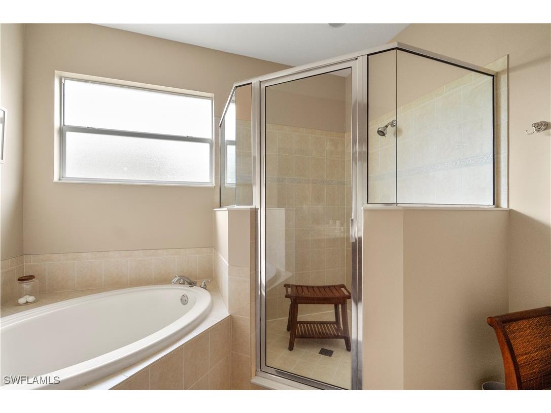 20516 Larino Loop Estero FL 33928 225083996 image26