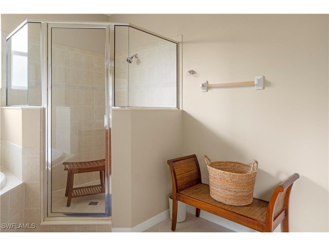 20516 Larino Loop Estero FL 33928 225083996 image29