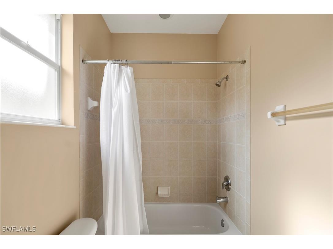 20516 Larino Loop Estero FL 33928 225083996 image36