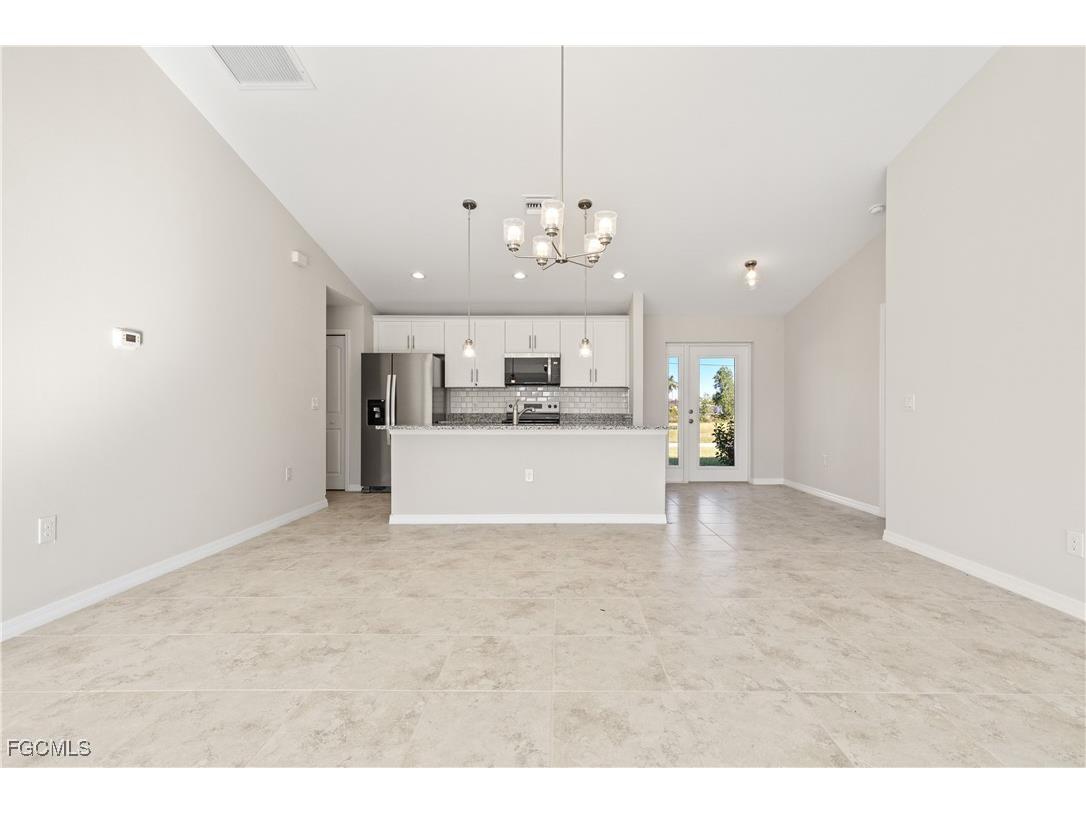 2052 NW 17th Street Cape Coral FL 33993 2025015429 image17