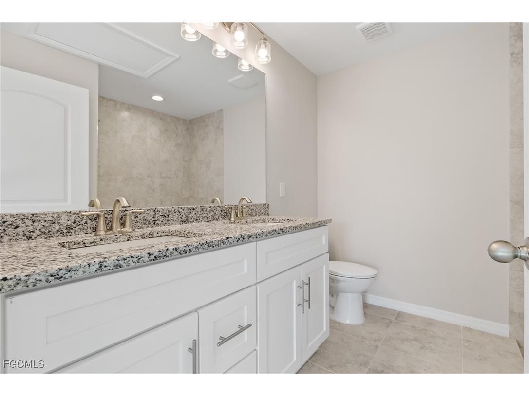 2052 NW 17th Street Cape Coral FL 33993 2025015429 image22