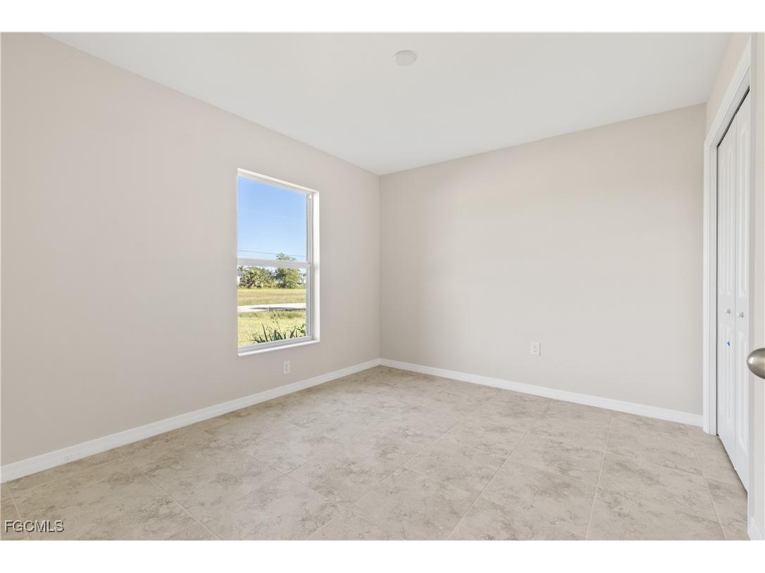 2052 NW 17th Street Cape Coral FL 33993 2025015429 image26