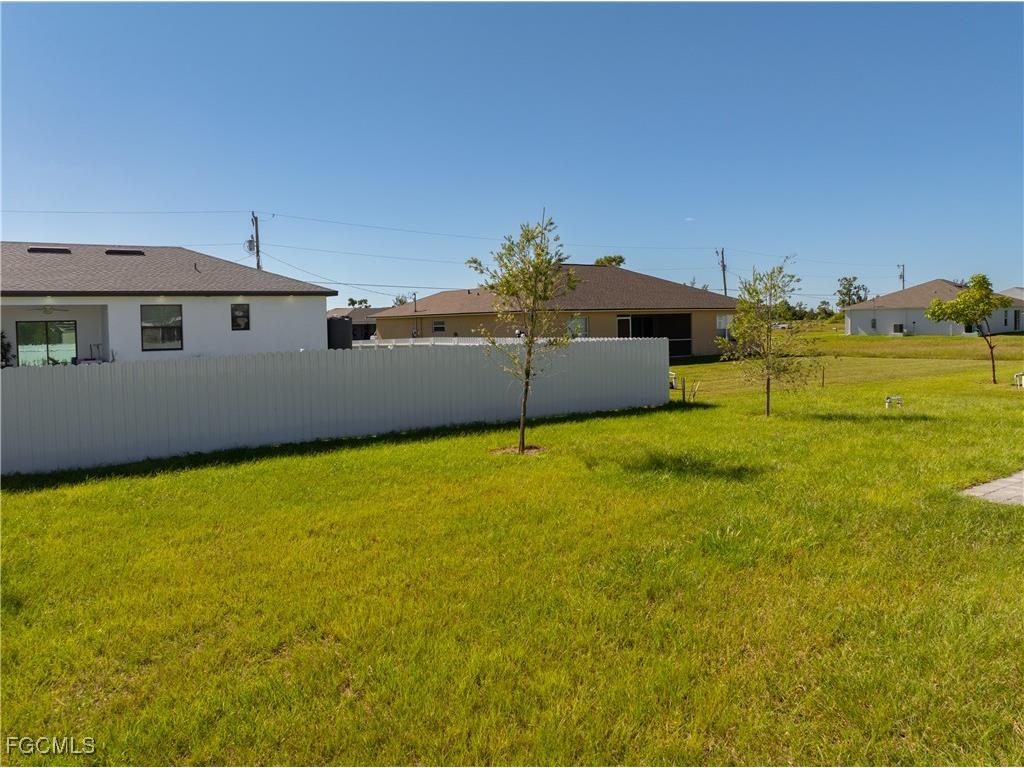 2052 NW 17th Street Cape Coral FL 33993 2025015429 image9