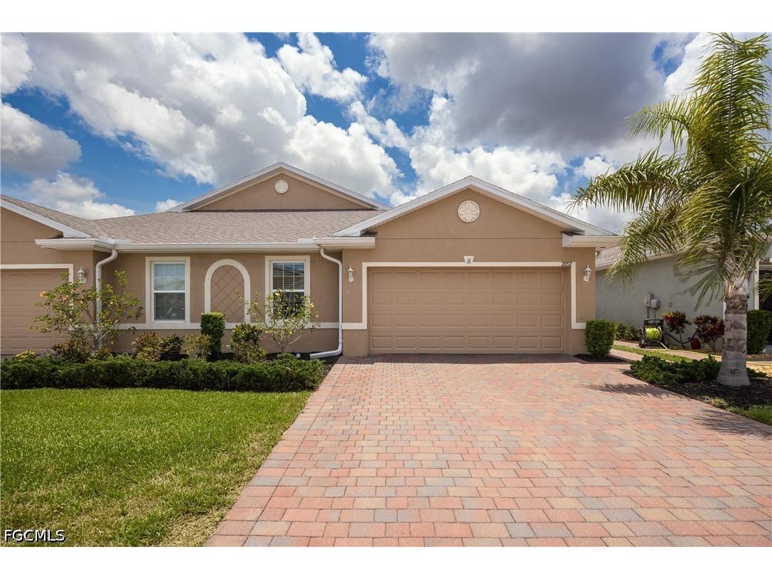 2052 Pigeon Plum Way North Fort Myers FL 33917 2026022182 image1