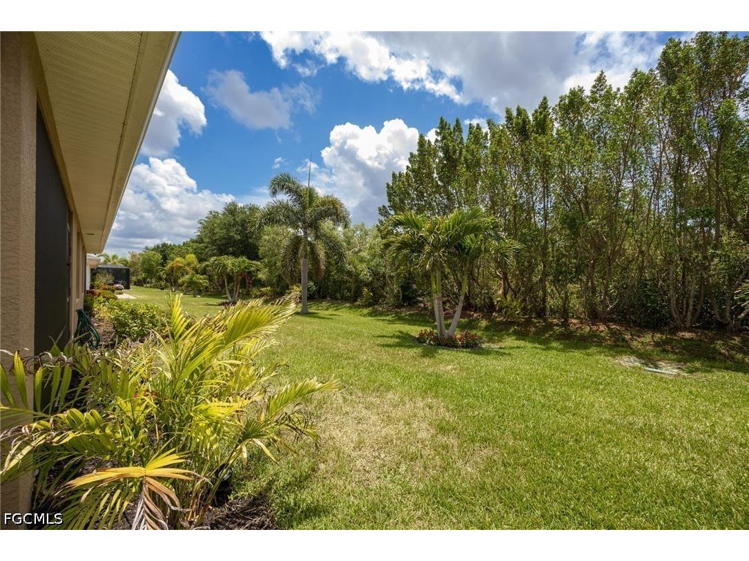 2052 Pigeon Plum Way North Fort Myers FL 33917 2026022182 image27