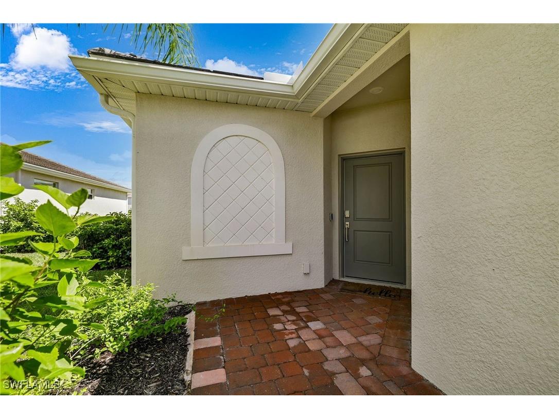 2052 Vermont Lane Naples FL 34120 225066728 image4