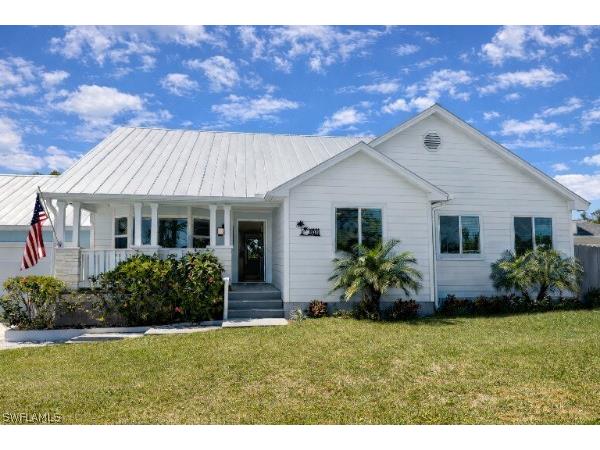 20520 Pine Tree Lane Estero FL 33928 225083687 image2