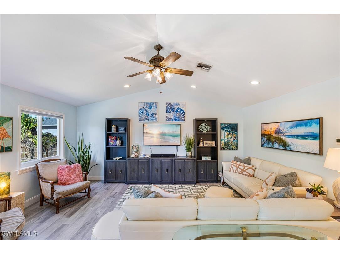 20520 Pine Tree Lane Estero FL 33928 225083687 image5