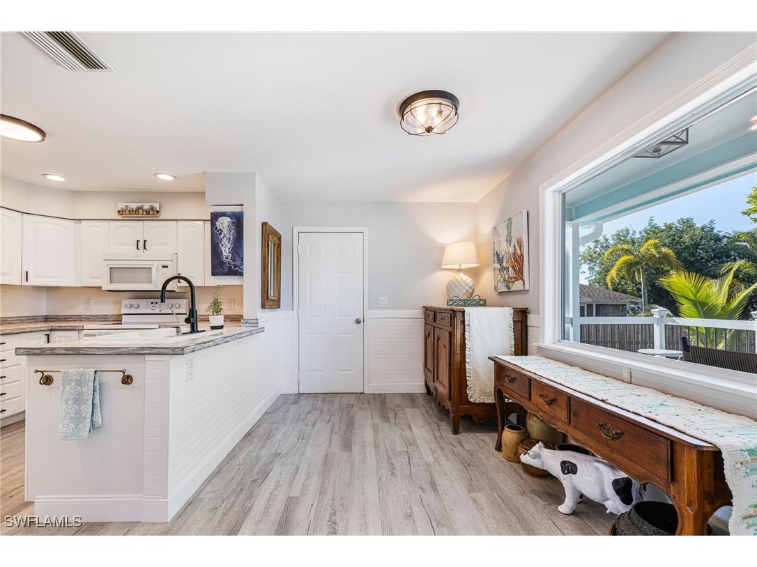 20520 Pine Tree Lane Estero FL 33928 225083687 image8