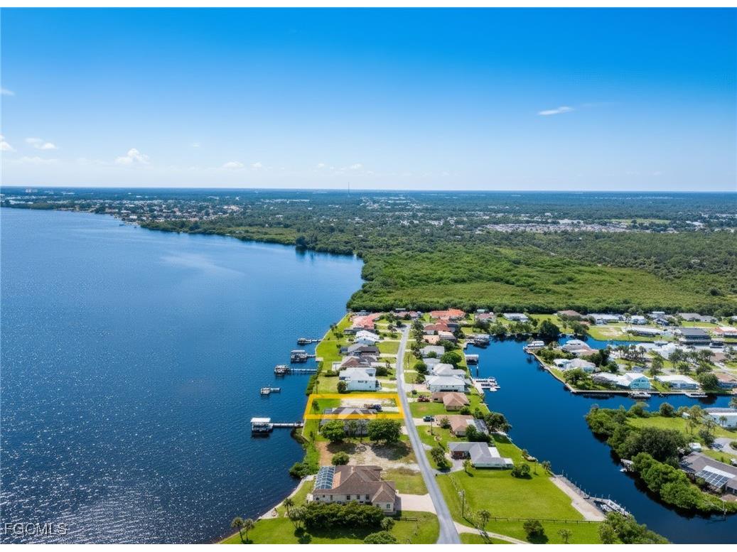 2053 Club House Road North Fort Myers FL 33917 2025008673 image6