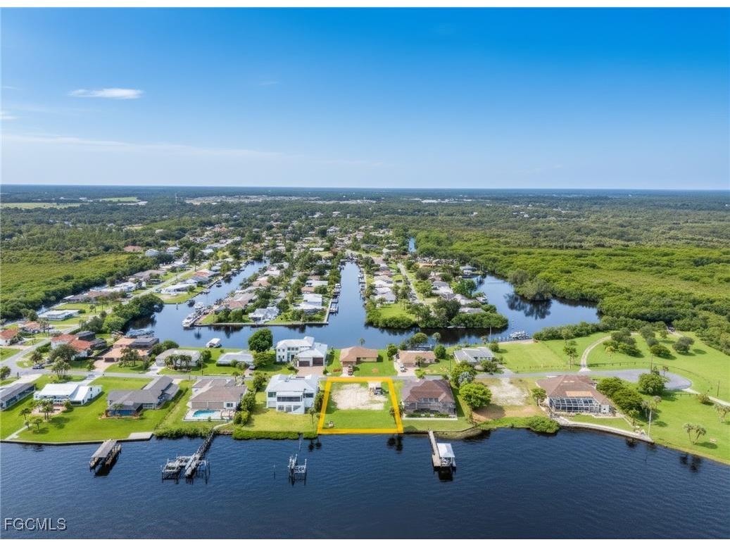 2053 Club House Road North Fort Myers FL 33917 2025008673 image7