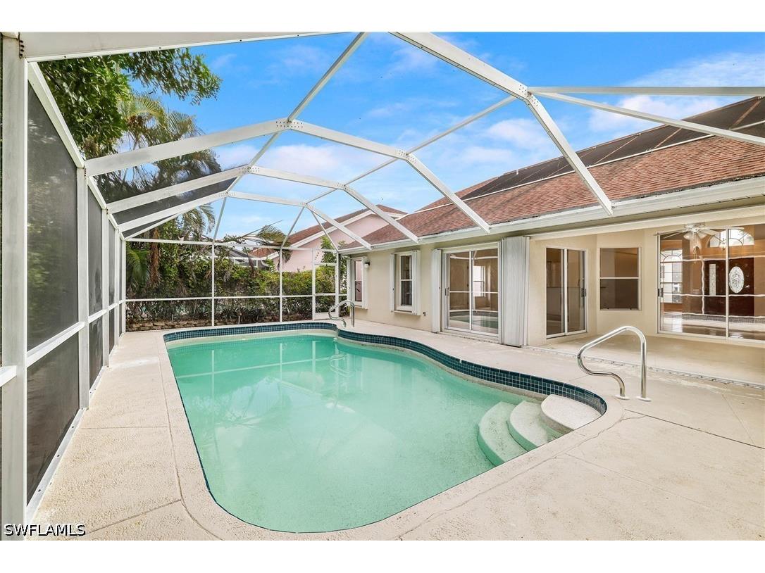 2053 E Crown Pointe Boulevard Naples FL 34112 226014988 image1