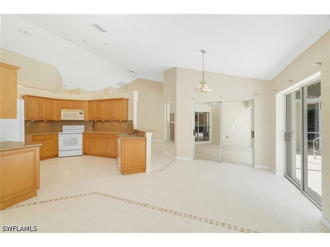 2053 E Crown Pointe Boulevard Naples FL 34112 226014988 image10