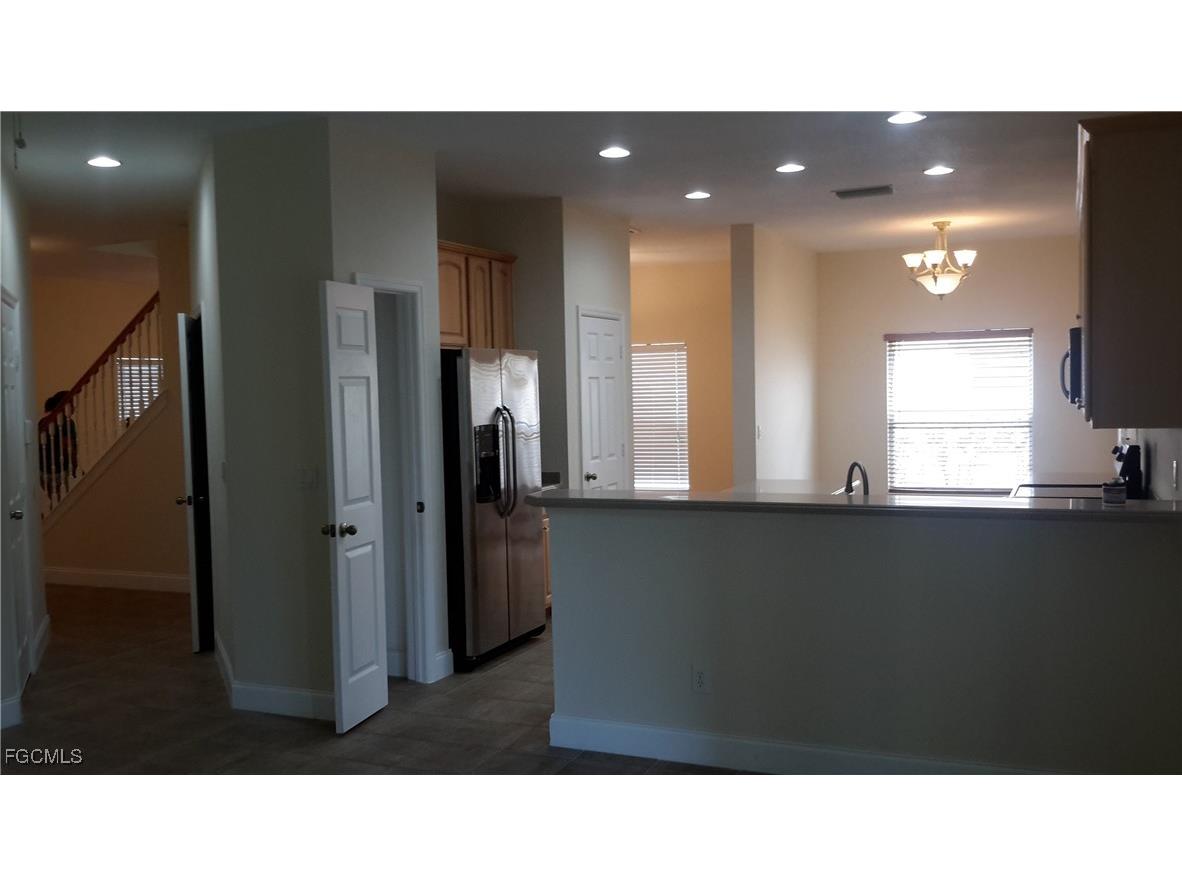 2054 Willow Branch Dr Cape Coral FL 33991 2025016315 image4