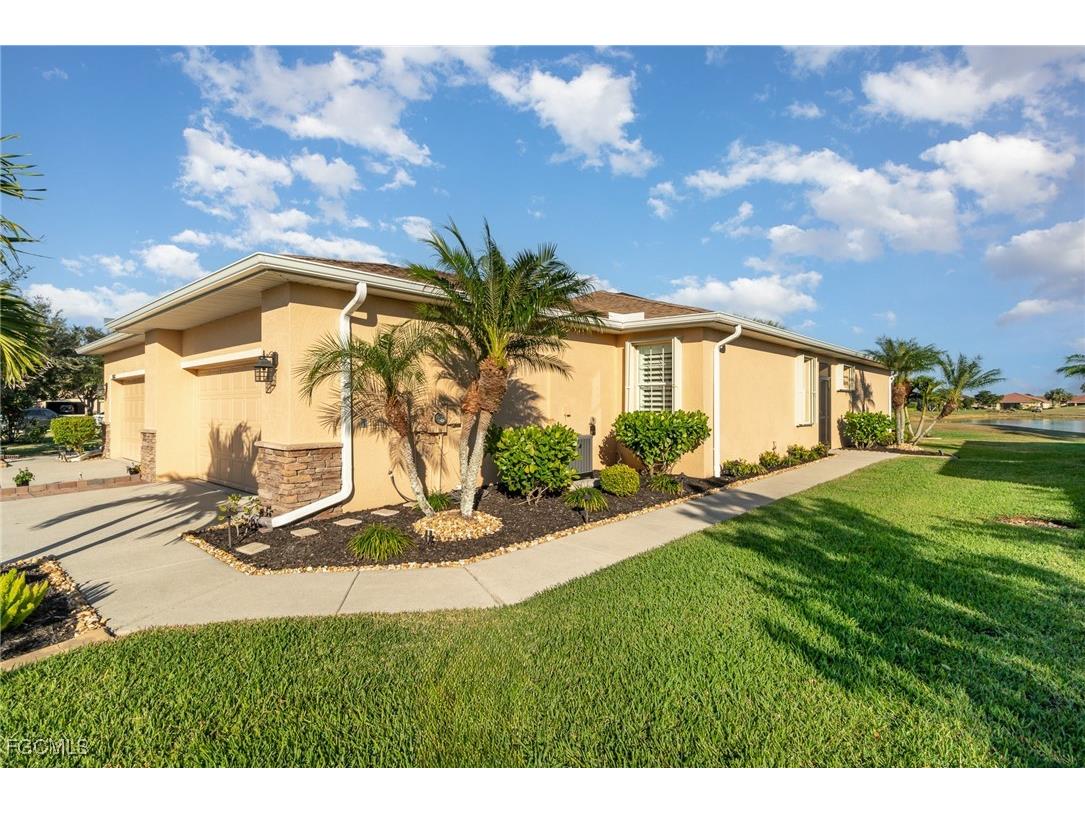 20548 Chestnut Ridge Drive North Fort Myers FL 33917 2025012741 image2