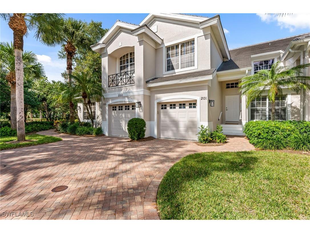 2055 Aberdeen Lane #201 Naples FL 34109 225009570 image1