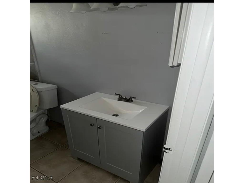 2055 Braman Avenue Fort Myers FL 33901 2026005191 image8