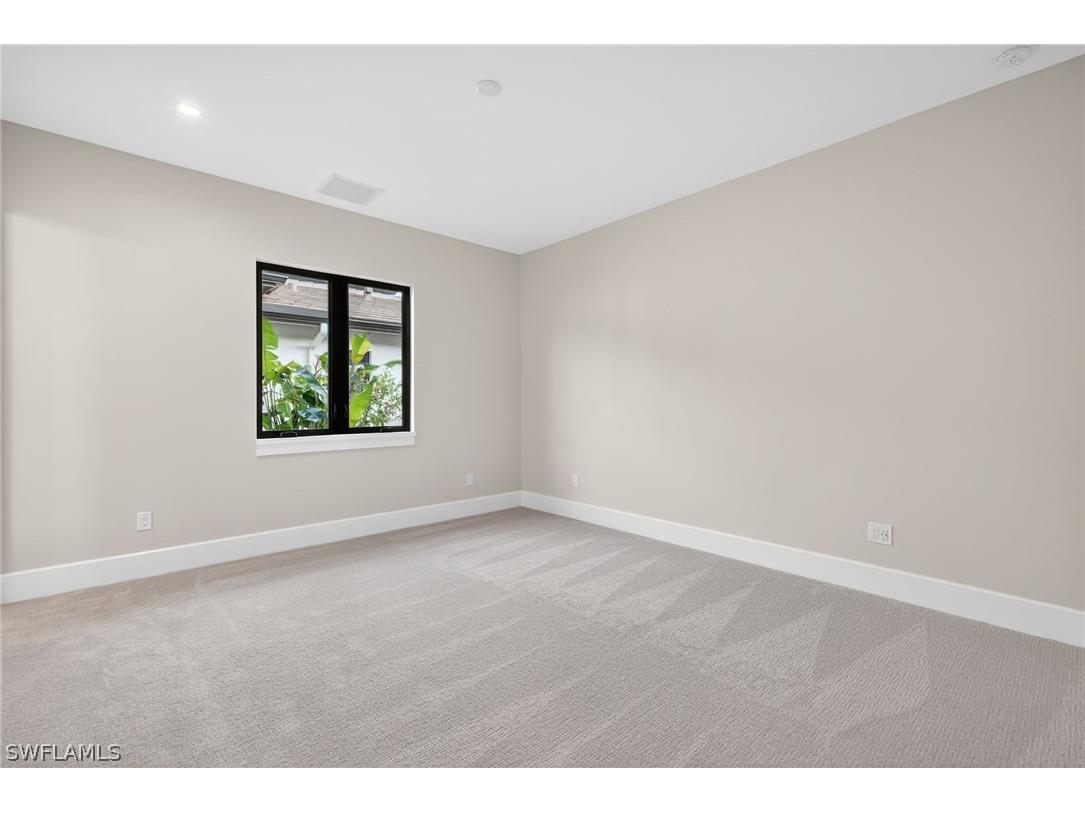 2055 Cambridge Park Drive Naples FL 34109 224004812 image20