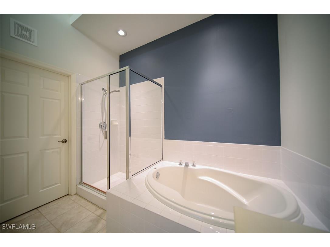 2055 Cascades Drive #5104 Naples FL 34112 225057466 image12